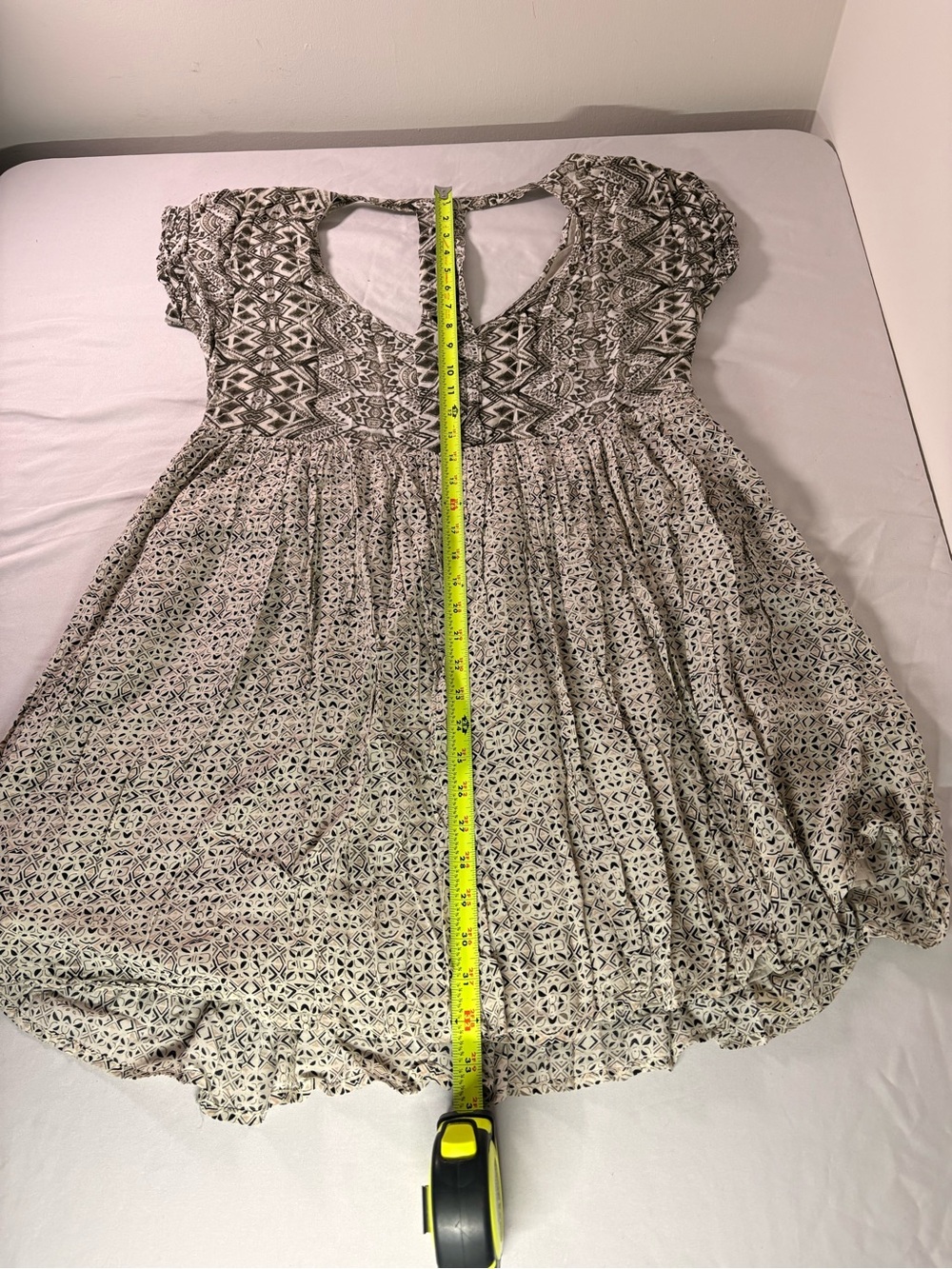 Cream Printed Summer Dress with Lace-Up Back - Picture 4 of 4